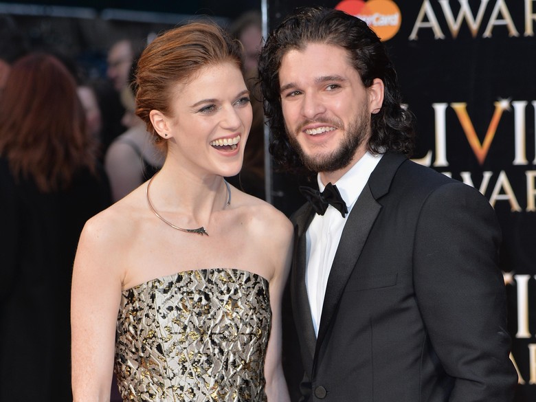 Cinlok di Game of Thrones, Kit Harington-Rose Leslie Resmi Tunangan
