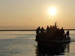 Yunani Mulai Mengirimkan Kembali Ratusan Migran ke Turki