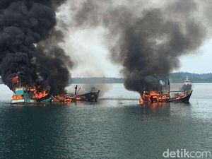 90 Kapal Maling Ikan Antre Ditenggelamkan Susi 90 Kapal Maling Ikan Antre Ditenggelamkan Susi
