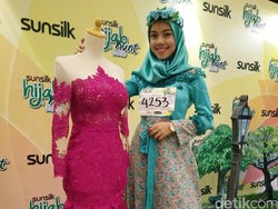 Wanita Ini Pamer Rancangan Busana Sendiri di Audisi Sunsilk Hijab Hunt