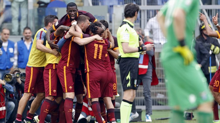 Serigala Roma Siap Terkam Napoli