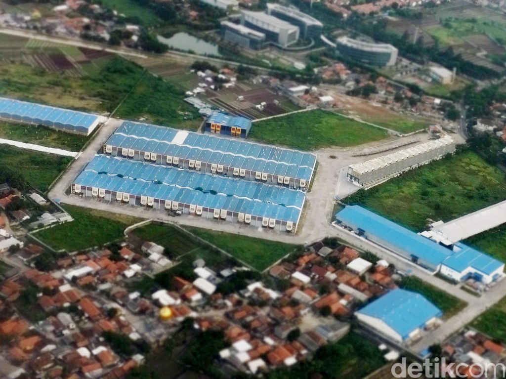 2 Alasan di Balik Rencana LG hingga Sharp Pindahkan Pabrik ke RI 2 Alasan di Balik Rencana LG hingga Sharp Pindahkan Pabrik ke RI