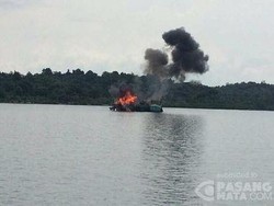 Kapal Penangkap Ikan Ilegal Diledakkan di Perairan Berelang Batam