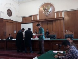 Kajati Jatim Kritik Putusan Hakim Dalam Praperadilan La Nyalla