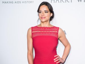 Michelle Rodriguez Iri Paul Walker Meninggal Lebih Dulu