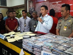 Polisi Tangkap Blogger Penjual Video Porno LGBT