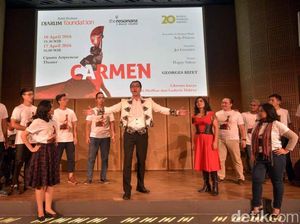 The Resonanz Tampilkan Opera Klasik Carmen