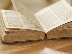 Ini Penulis Pertama di Dunia, Tulis Puisi untuk Dewi Mesopotamia Kuno