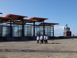 Jokowi Tinjau Museum Mangkrak di Morotai dan Bagikan Bantuan di Halmahera