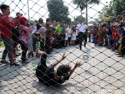 Ahok Terima Pemberian Denmark Berupa Mainan Lego untuk RPTRA