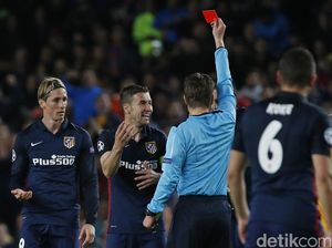 Kartu Merah Torres Jadi Lampu Hijau untuk Barca