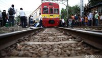 KRL Anjlok di Lintasan Sudirman-Manggarai