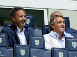 Nesta Kembali Bela Mihajlovic, Juga Komentari Mancini