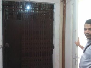 Disebut Sebagai Lift Pertama di Indonesia, Kira-kira Masih Berfungsi Nggak Ya?