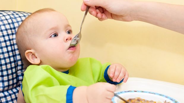 Cara Mudah agar Anak Mau Makan Buah-buahan