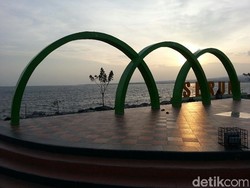 Melihat Pantai Seruni Bantaeng: Kawasan Reklamasi yang Jadi Favorit Wisata