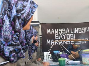 Hari Pertama Penataan Pasar Maranggi, Pengunjung Ditraktir Bupati Dedi