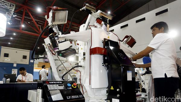 Pameran Peralatan Laundry dan Kebersihan di JIExpo