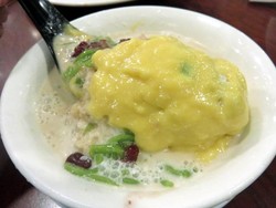 Di Gerai Ini, 3 Porsi Es Cendol Durian Dijual Seharga Rp 319 Ribu!