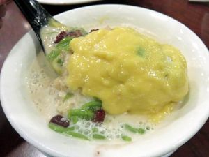 Di Gerai Ini, 3 Porsi Es Cendol Durian Dijual Seharga Rp 319 Ribu! Di Gerai Ini, 3 Porsi Es Cendol Durian Dijual Seharga Rp 319 Ribu!
