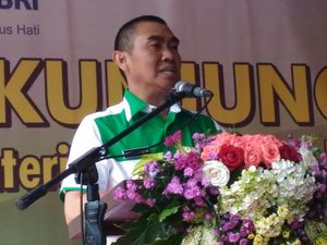 Arti Minoritas dan Mayoritas bagi Anton, Muslim-Tionghoa yang Jadi Wali Kota Arti Minoritas dan Mayoritas bagi Anton, Muslim-Tionghoa yang Jadi Wali Kota