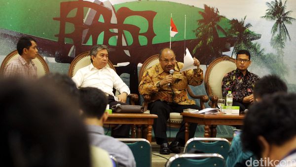 Diskusi Revisi UU BUMN