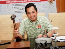 Istri Tommy Kurniawan Lepas Hijab dan Curhat di Instagram, Ada Apa?