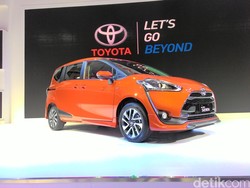Setelah Diluncurkan di IIMS, Toyota Sienta Mejeng di Enam Kota
