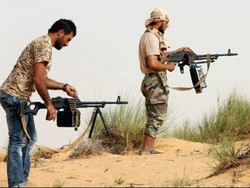 Di Libya, Senjata Dijual di Facebook