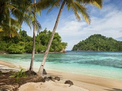 Saatnya Liburan ke Pantai yang Tidak Biasa