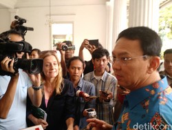 Ahok Murka ke Aktivis Antitembakau yang Tolak Pameran Mesin Rokok