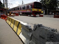 KAI Tutup 124 Perlintasan Sebidang Liar