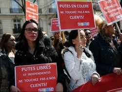 Pelanggan PSK di Prancis akan Didenda Rp 57 Juta