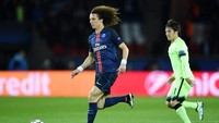 David Luiz dibeli PSG dari Chelsea dengan memecahkan rekor transfer untuk bek pada 2014 lalu. Dua musim di Paris dengan menyumbang sembilan gelar, ia kembali ke Chelsea sejak 2016. (Foto: Getty Images/Shaun Botterill)