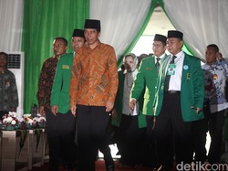 Didampingi Sejumlah Menteri, Jokowi Hadiri Muktamar PPP