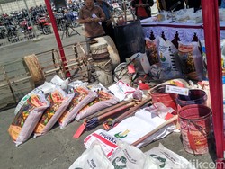 Polisi Ungkap Perdagangan Pupuk Ilegal Berbahan Pewarna Pakaian