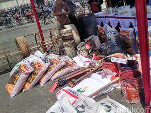 Mentan Apresiasi Kinerja Polisi yang Berhasil Ungkap Kasus Pupuk Ilegal Mentan Apresiasi Kinerja Polisi yang Berhasil Ungkap Kasus Pupuk Ilegal