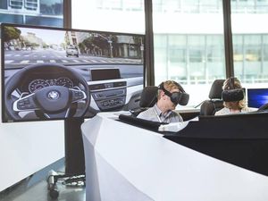HTC Vive Jadi Andalan BMW untuk Bikin Mobil