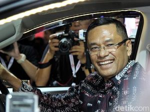 Jadi Direktur Sinar Mas, Saleh Husin Gelar Bazar Murah Jadi Direktur Sinar Mas, Saleh Husin Gelar Bazar Murah
