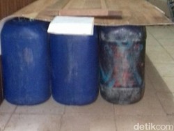 Selundupkan BBM ke PNG, Oknum Satpol PP Papua Ditangkap Polisi