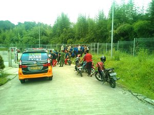 Mayat Wanita Telanjang Ditemukan Tersangkut Batu di Sungai Ciliwung Depok