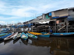 Jelang Penertiban Pasar Ikan Luar Batang, 11 Alat Berat Disiagakan