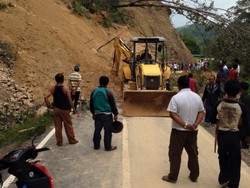 Jalan dari Jambi ke Sumbar Tak Bisa Dilalui Akibat Longsor di Kab Kerinci