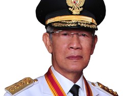 Jenazah Gubernur Kepri Diterbangkan ke Tanjungpinang