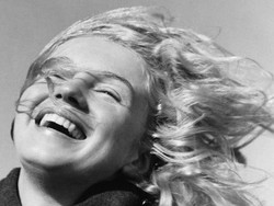 Dirilis, Foto Langka yang Tampilkan Kecantikan Marilyn Monroe di Usia 20 Dirilis, Foto Langka yang Tampilkan Kecantikan Marilyn Monroe di Usia 20