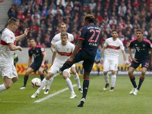 Bayern Atasi Stuttgart 3-1