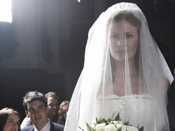 Sejarah Menyeramkan di Balik Pemakaian Veil Pada Pengantin Wanita