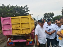Persiapan Lebaran, Menteri Basuki Cek Kondisi Jalan di Pantura