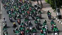 Ratusan Driver Go-Jek Konvoi