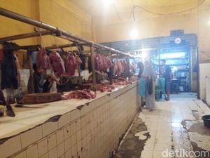 Tukang Bakso Lebih Suka Daging Sapi Impor Ketimbang Asal NTT